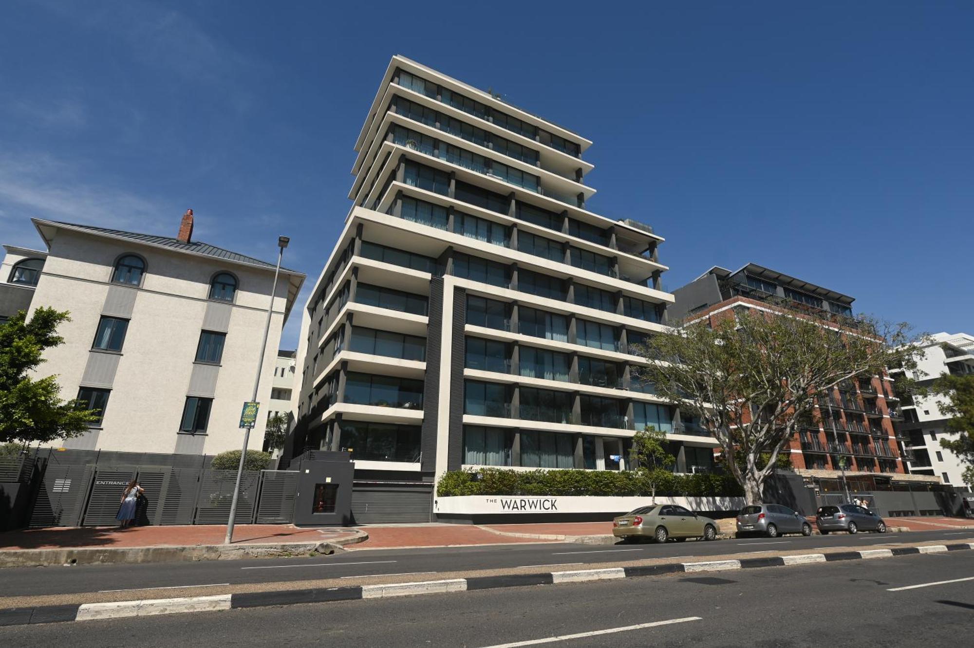 Modern One Bedroom In The Warwick Apartment Cape Town