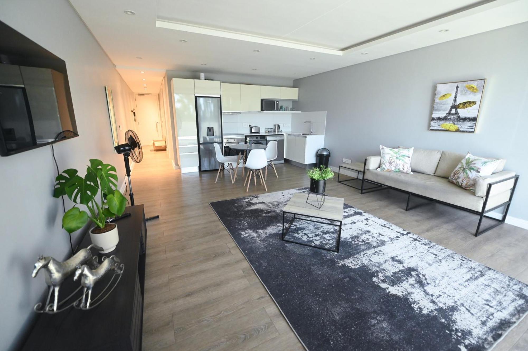 Modern One Bedroom In The Warwick Apartment Cape Town