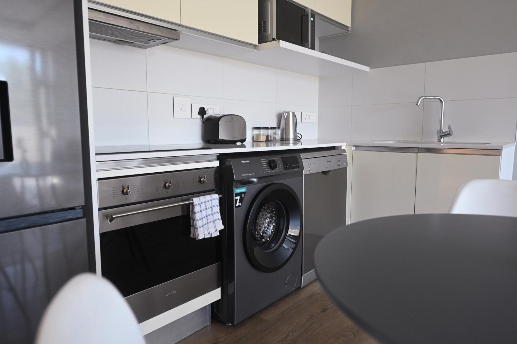 Apartment Modern One Bedroom In The Warwick *
